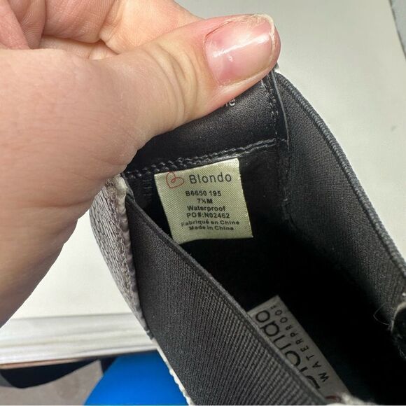 Blondo Snake White Pointed Toe Boots Ankle Booties 7.5 - Picture 5 of 7